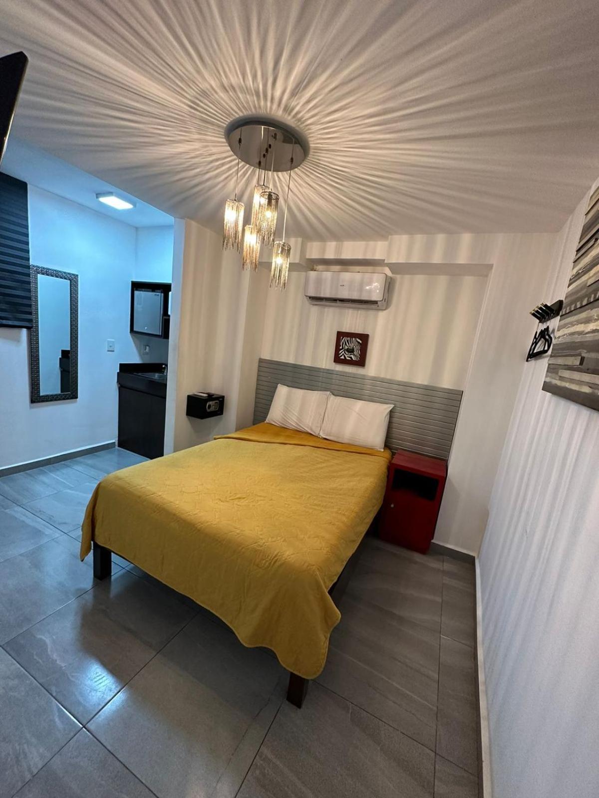 Caribbean Boutique Rooms Канкун Экстерьер фото