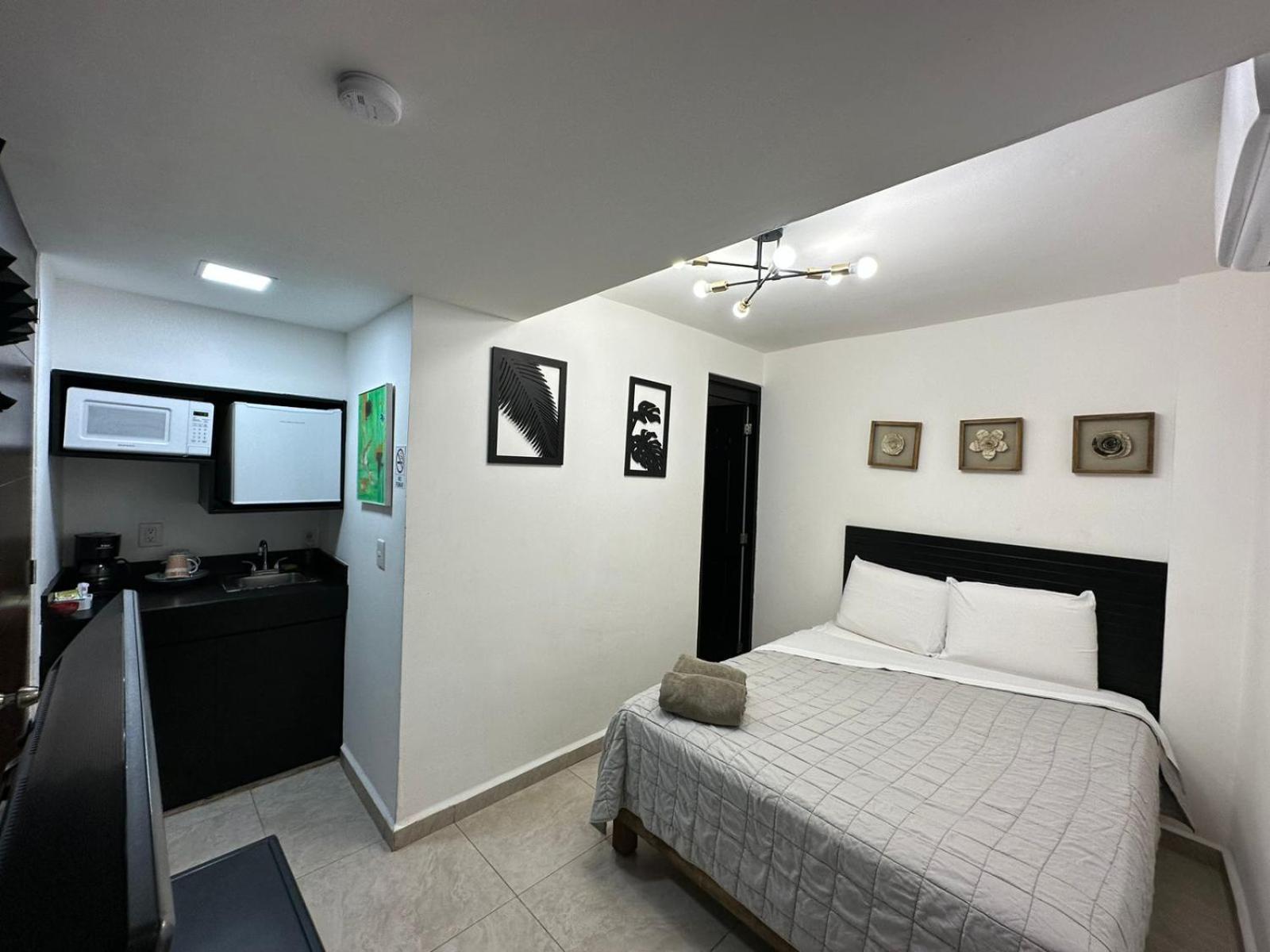 Caribbean Boutique Rooms Канкун Экстерьер фото